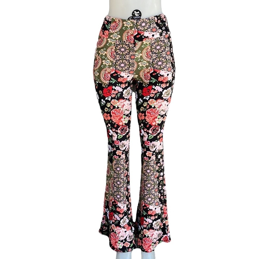 Women’s No Boundaries Flare Pants Size L 13/14